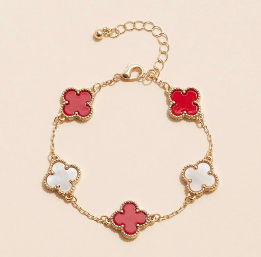 Game Day Clover Bracelet