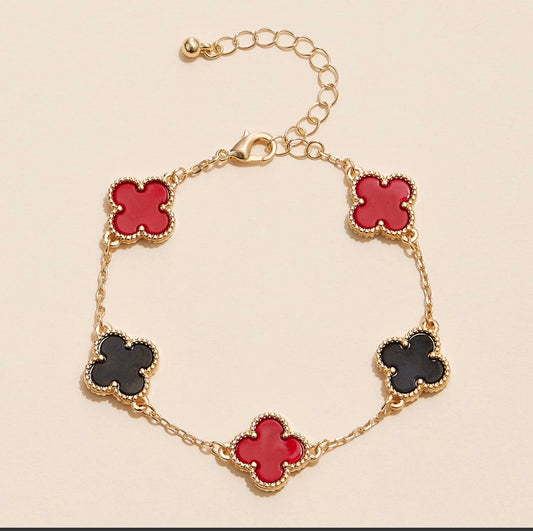 Game Day Clover Bracelet